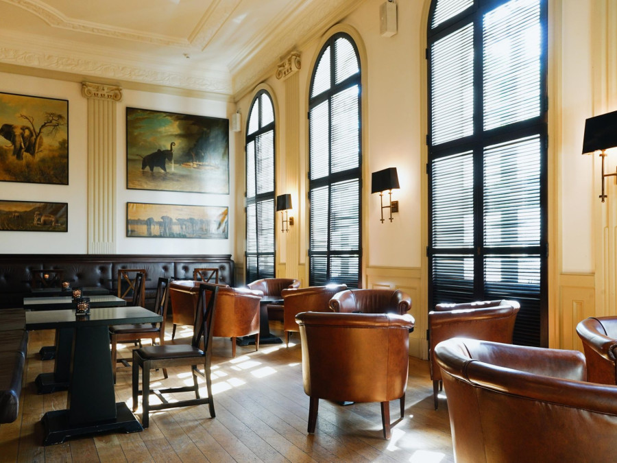 Main image for gallery Elephant Bar