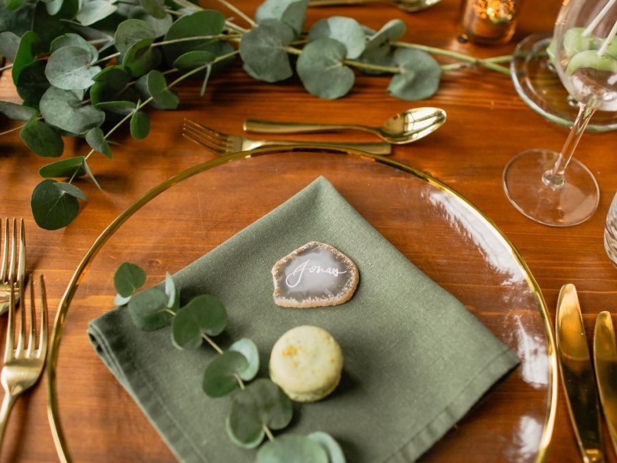 Main image for gallery Frühlingsinspiration im Greenery-Stil