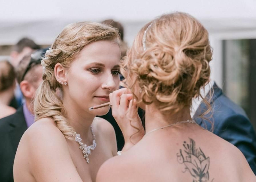 Main image for gallery Make-Up Artist