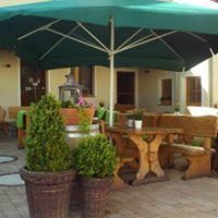 Main image for gallery Biergarten