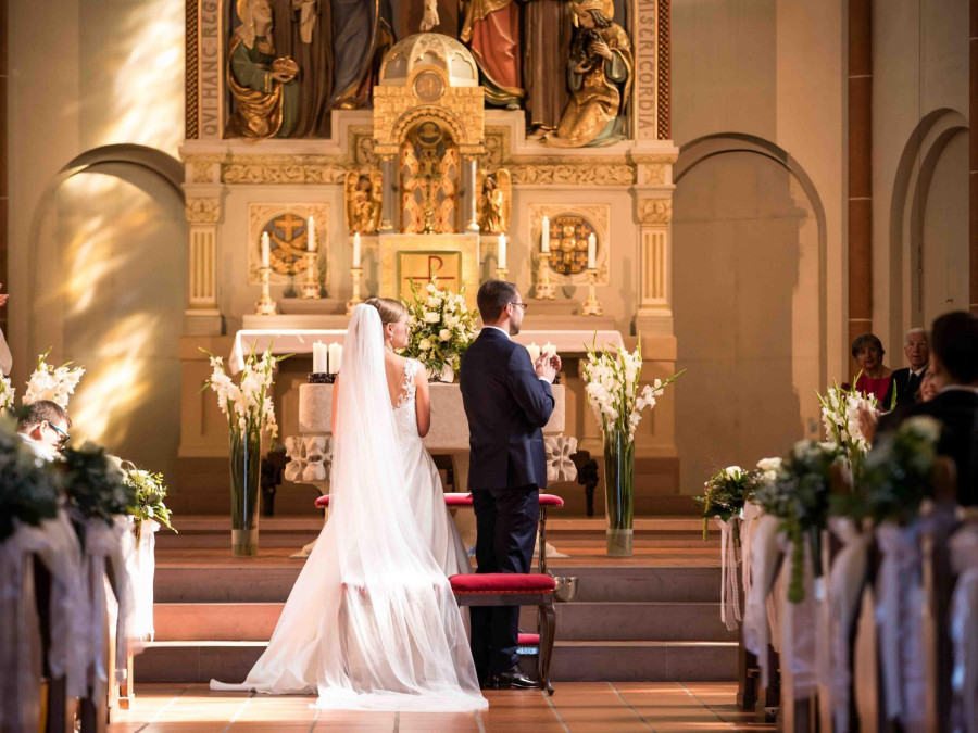 Main image for gallery Hochzeitsreportage von Linda & Tom