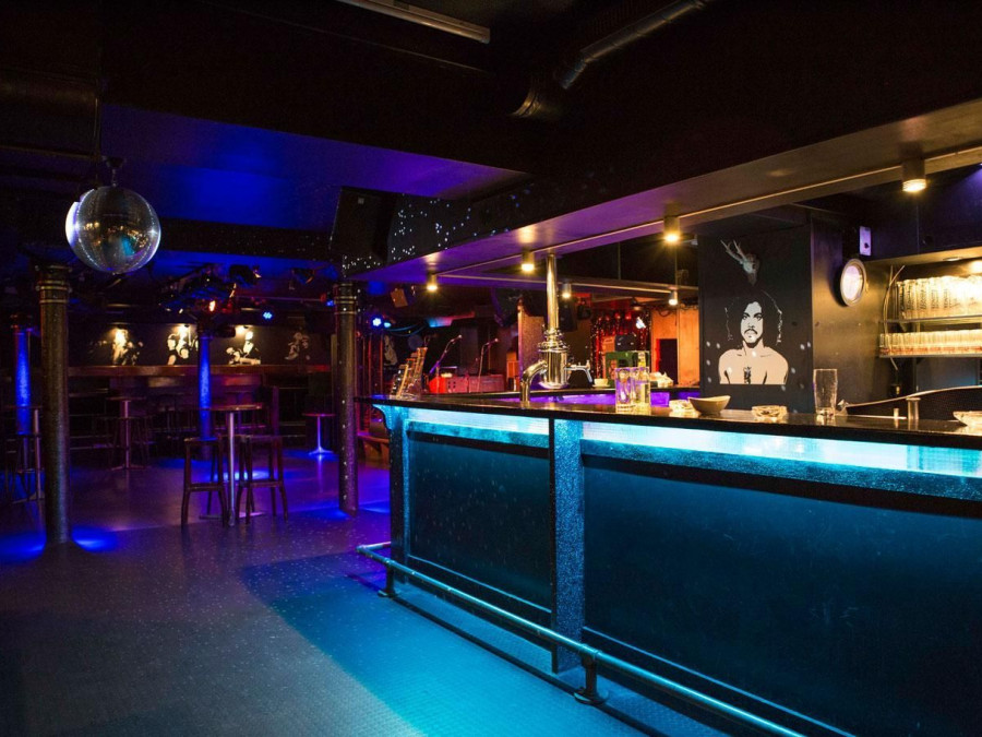Main image for gallery Club