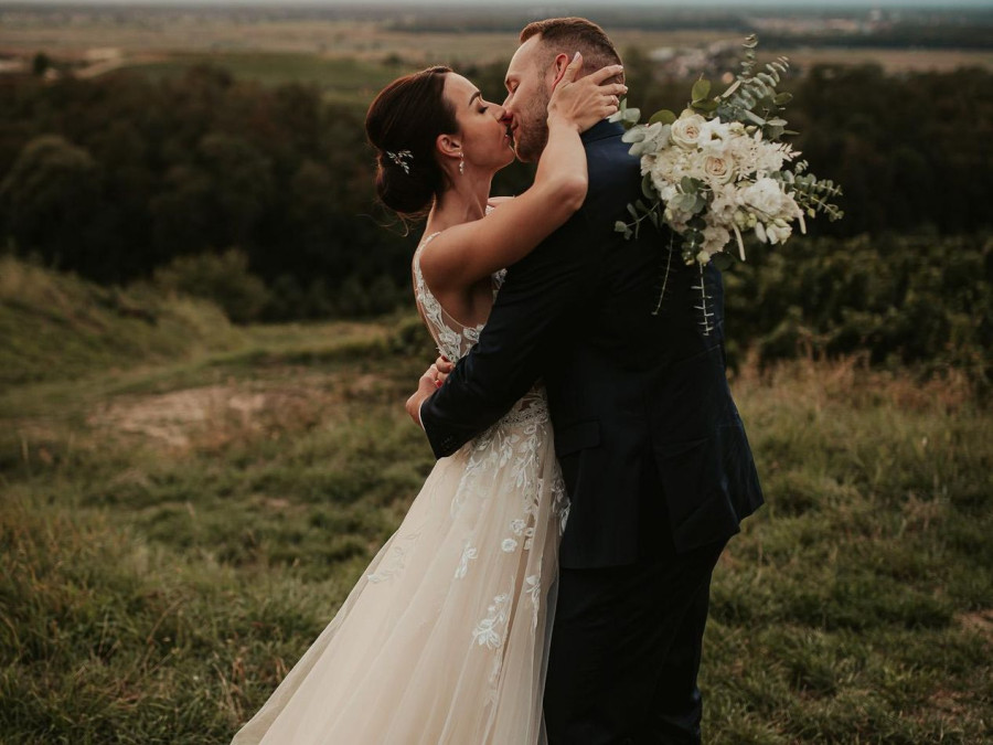 Main image for gallery WEDDING