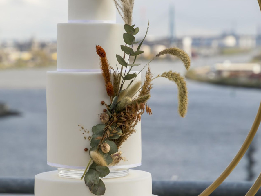 Main image for gallery Hochzeitstorten