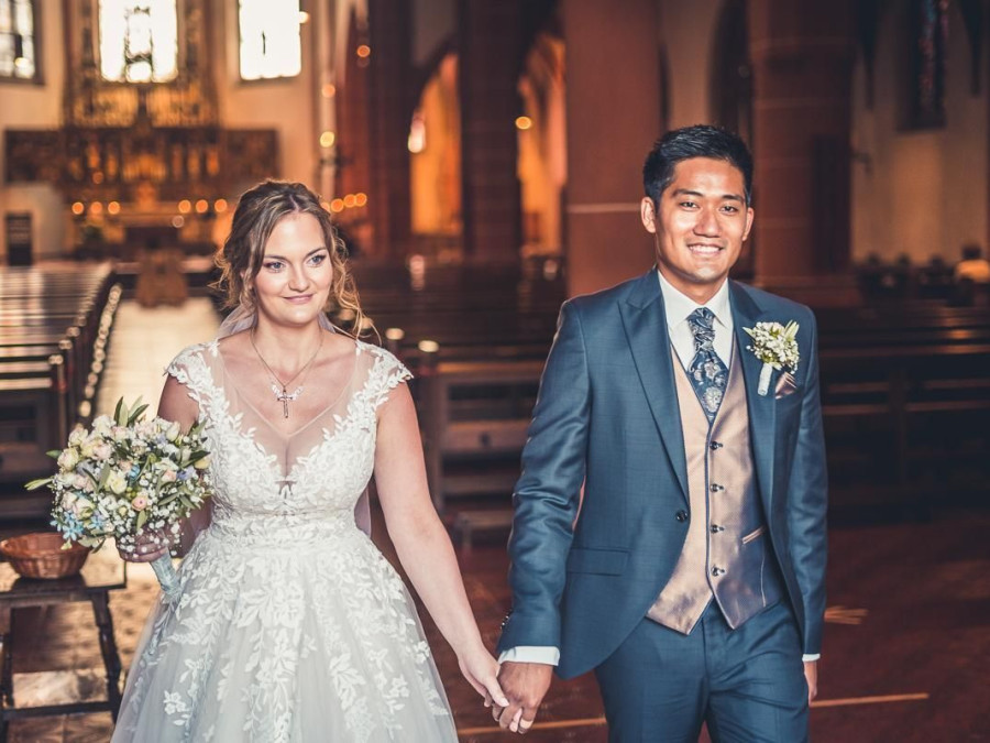 Main image for gallery Hochzeitspaar