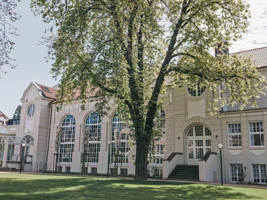 Main image for gallery Das Kurhaus Bad Honnef