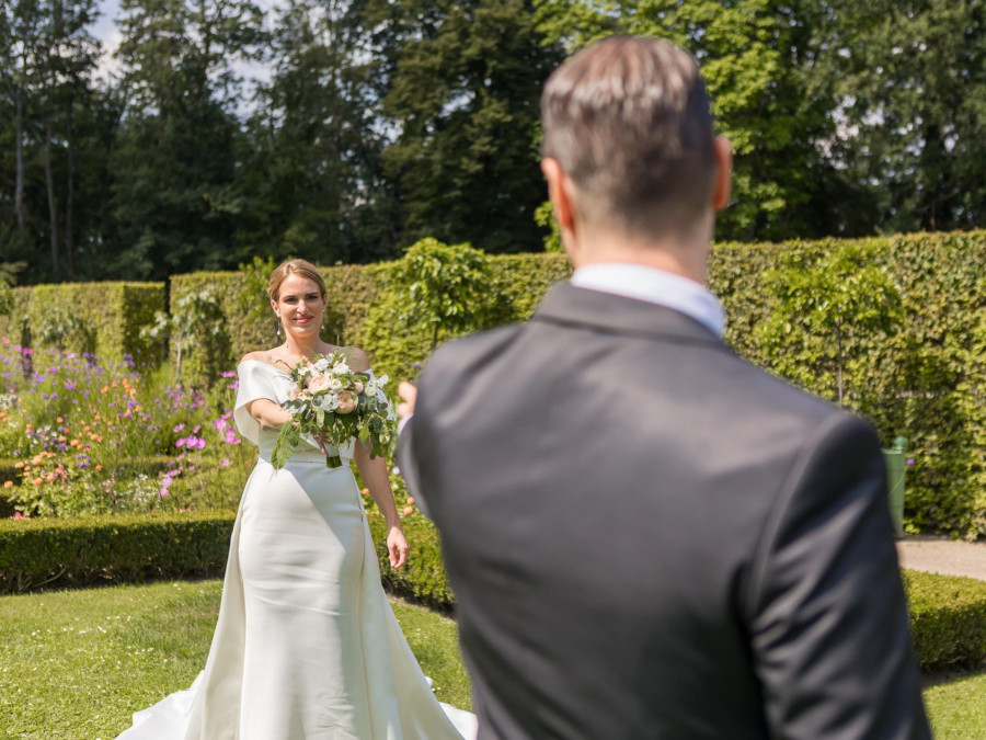 Main image for gallery Hochzeit in Düsseldorf ( Schloss Benrath )