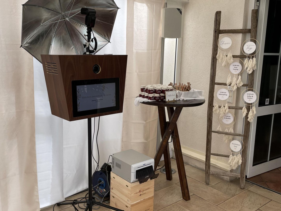 Main image for gallery Fotobox mit Sofortdruck