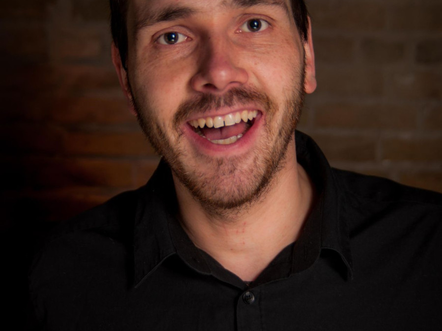 Main image for gallery Toby