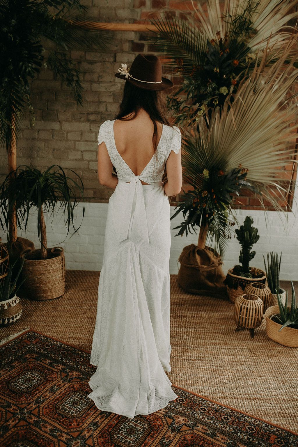 rückenfreier Zweiteiler als Brautkleid
