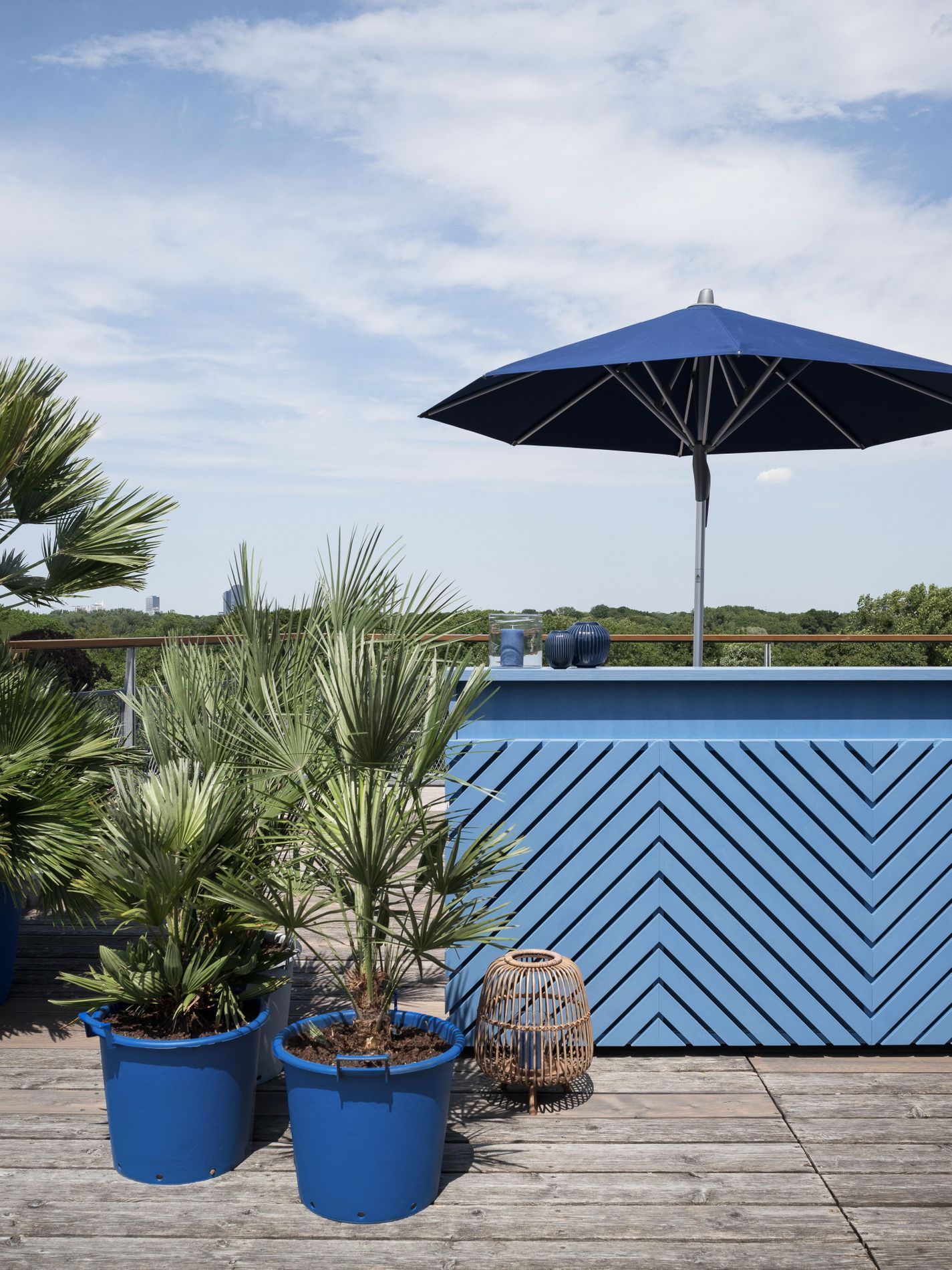 Hochzeitslocation München: Bar auf einer Dachterrasse