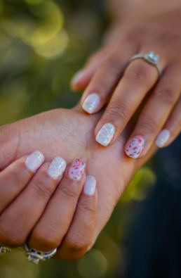 Muster Nails Manicure