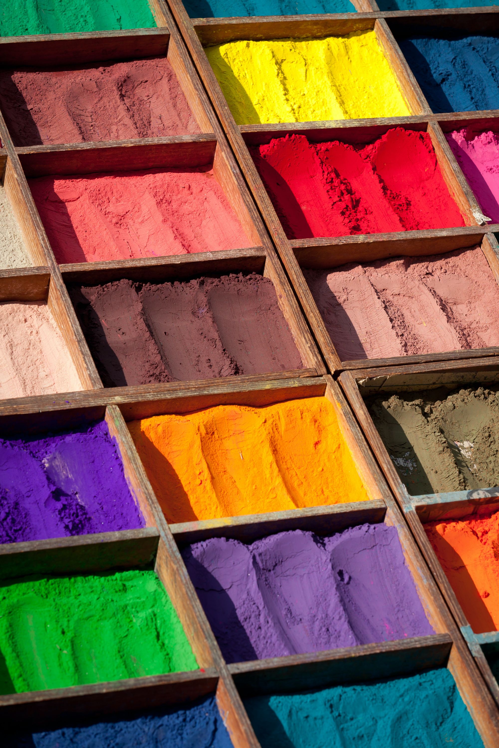 Sand in verschiedenen Farben für Sandzeremonie