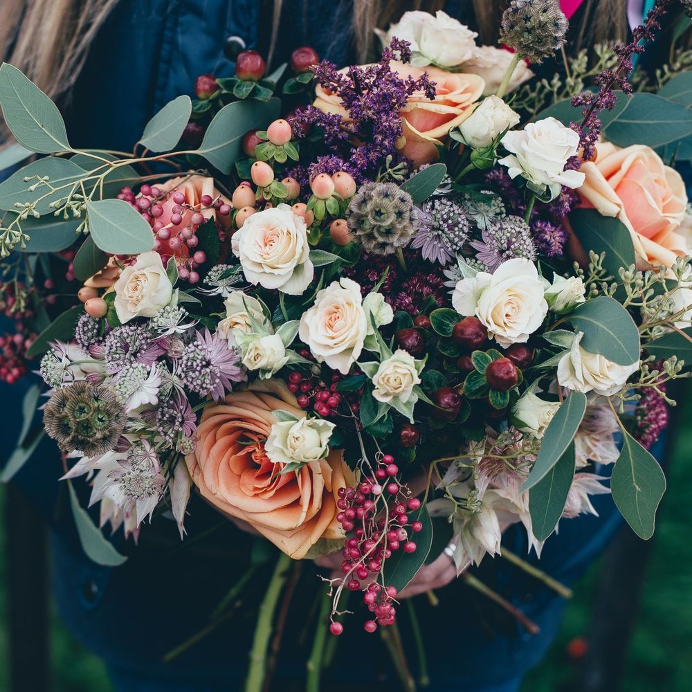 Brautstrauß herbstliche Farben und Trockenblumen
