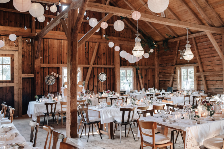 Scheune im Allgäu: Perfekt für große Hochzeiten