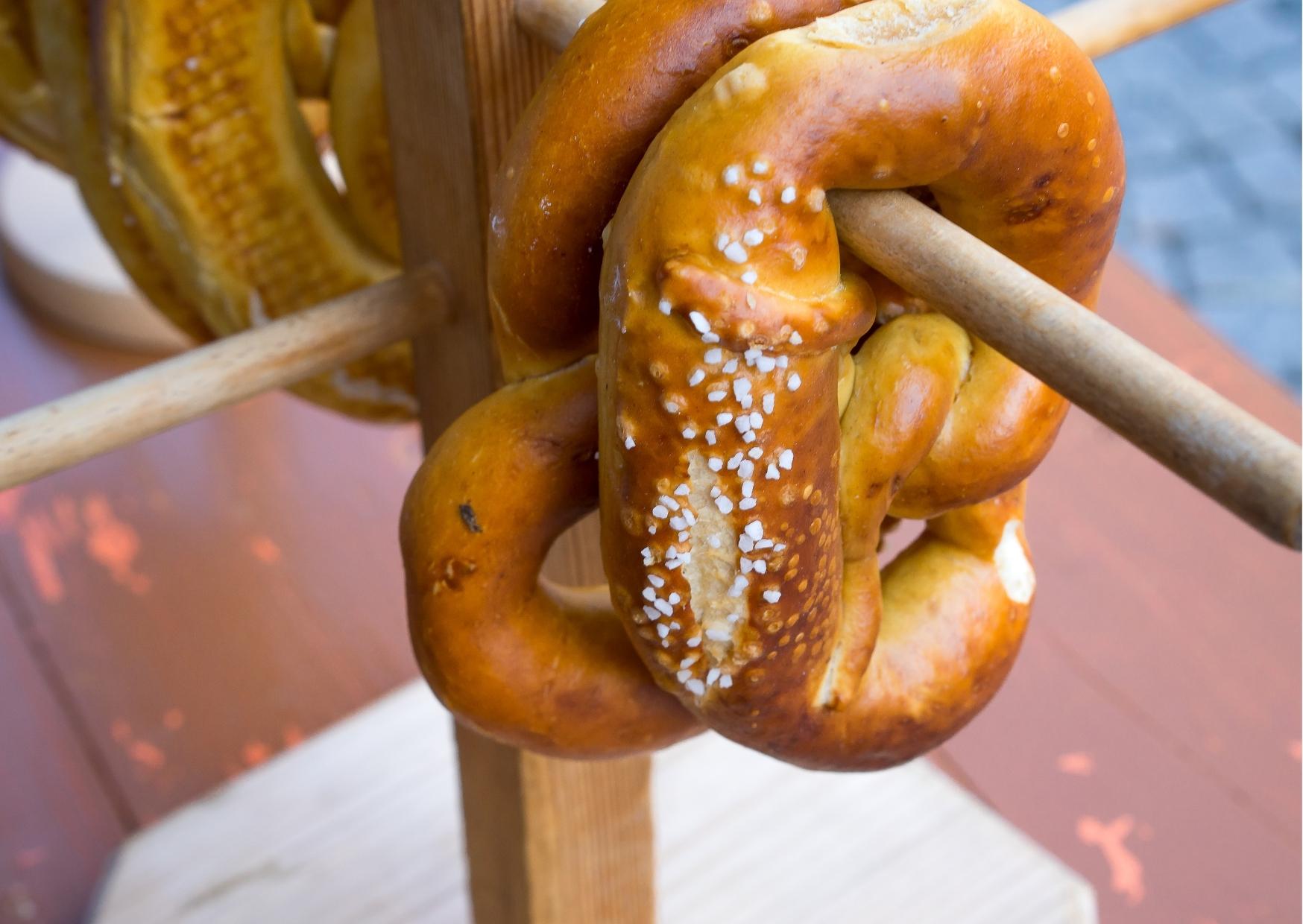 Brezeln für den Gast ist ein Muss auf jeder Tarchtenhochzeit
