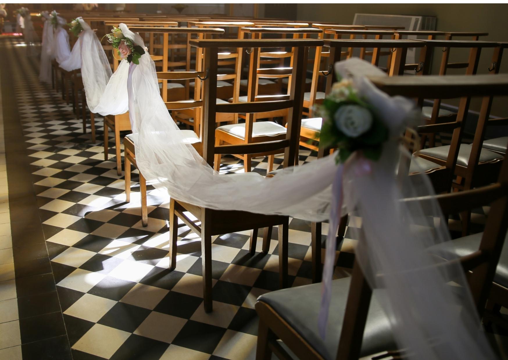 Erstellung der Kirchenhefte als Teil der Hochzeitsplanung