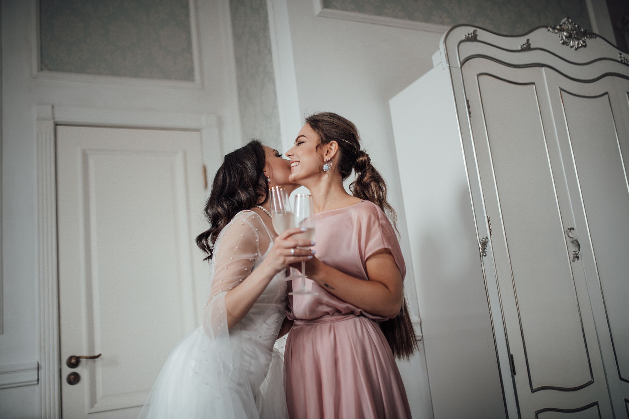 Hochzeit planen mit der Trauzeugin und das Getting Ready gemeinsam verbringen