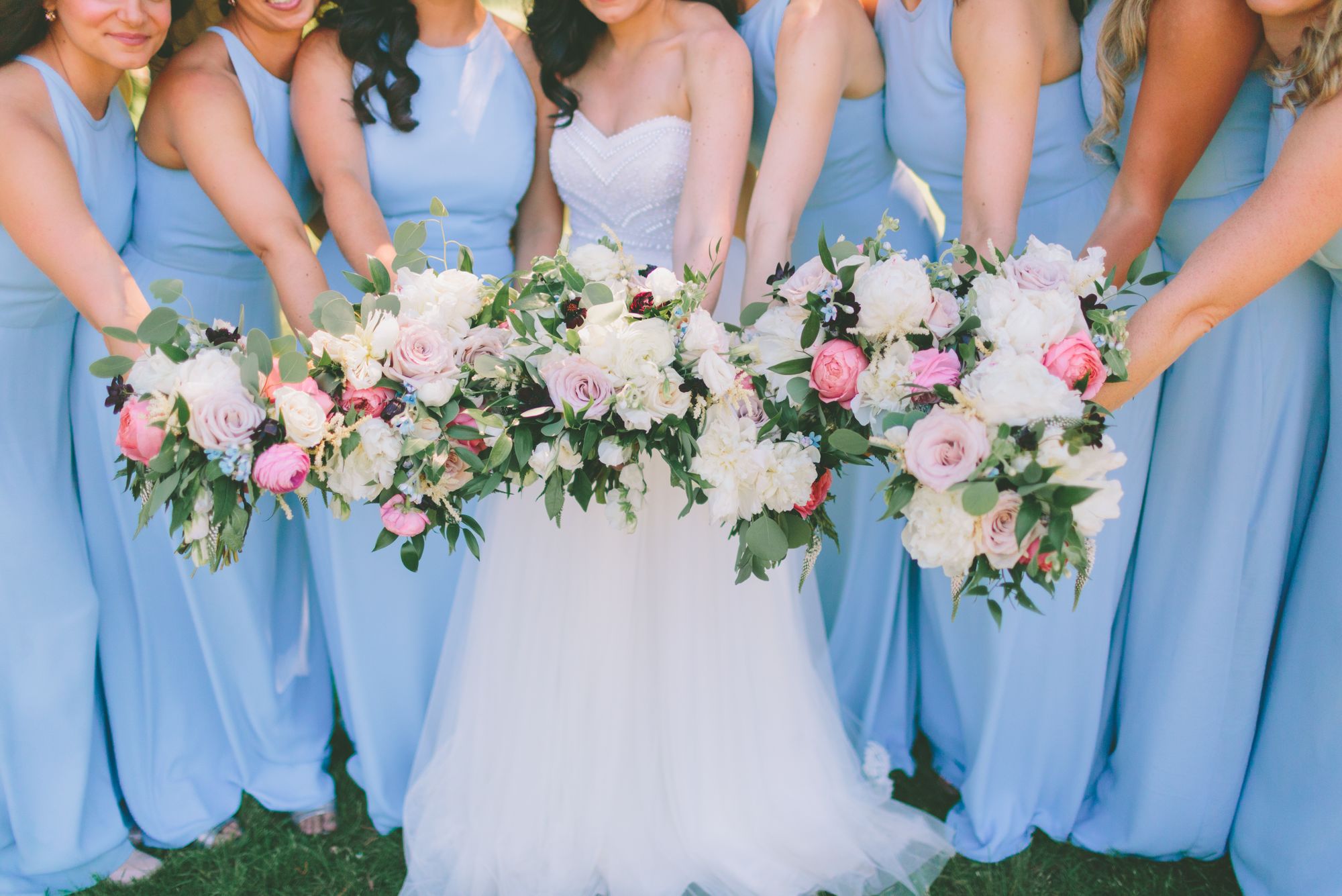 Hochzeit: Brautjungfern mit Braut